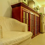Classic Studio Room Cosmo Terrace Apartment By Travelio